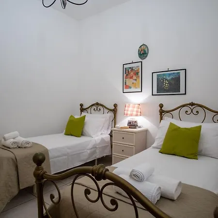 - Baia Blu By Diddoi Apartment